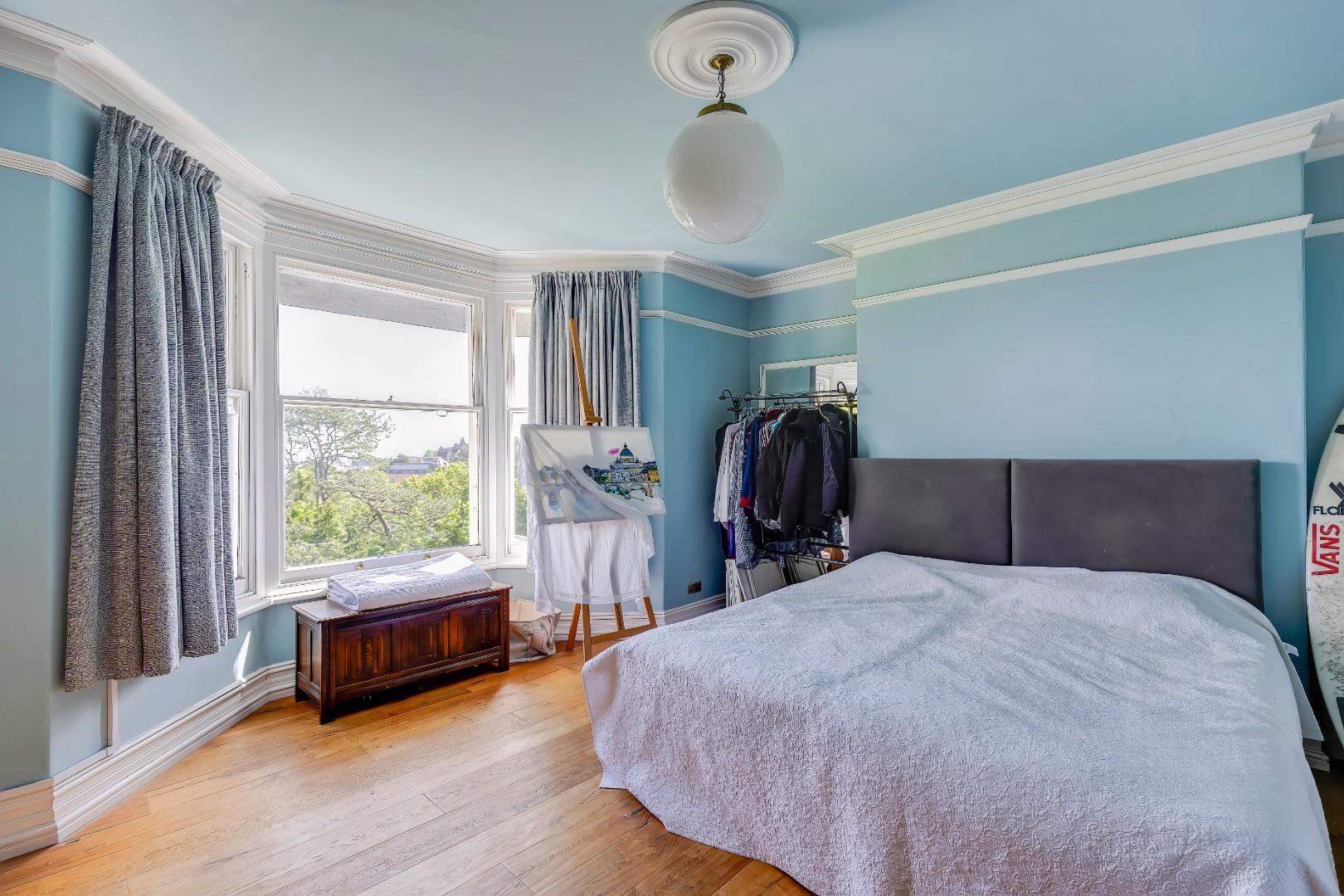 Pen Y Cae, Beach Lane, Penarth, CF64 1AN